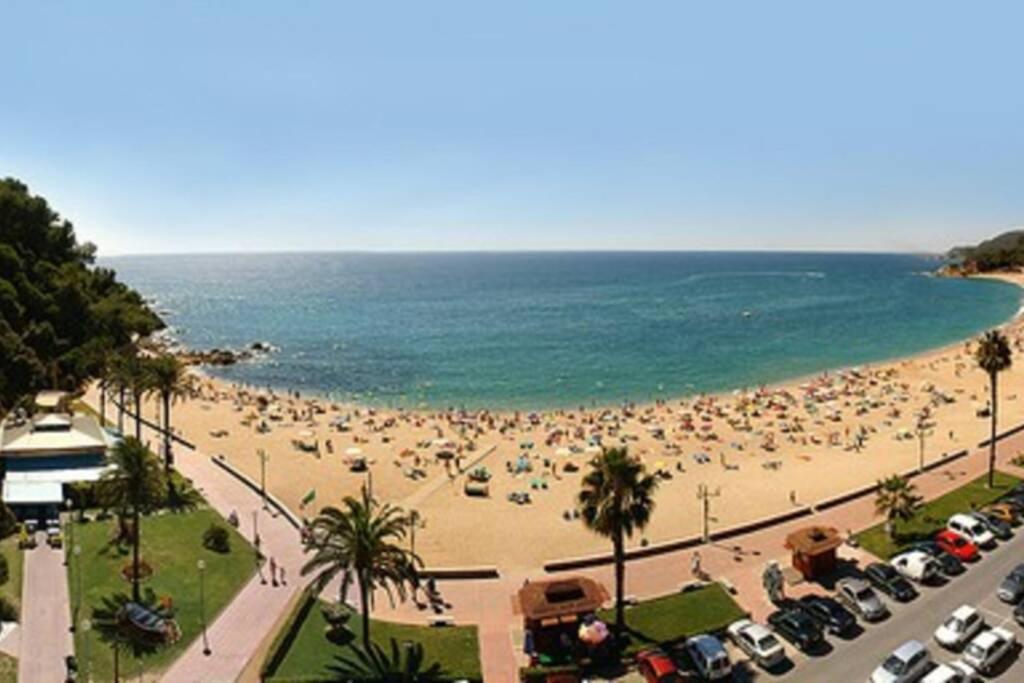 Apartamento Con Piscina A 2 Minutos De La Playa!!! Лорет де Мар Екстериор снимка